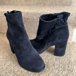 Arturo Chiang Midnight Blue Heeled Boots